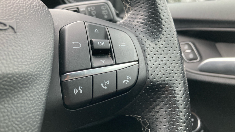 Ford Puma 1.0 EcoBoost Hybrid mHEV 155 ST-Line Vignale 5dr Petrol Hatchback